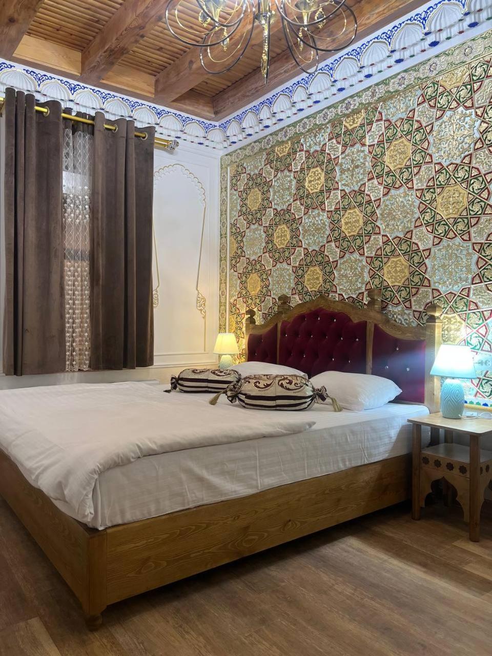 Central Asia Hotel Buxoro Bilik gambar